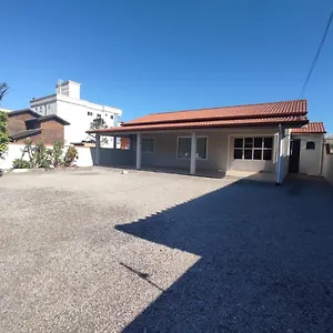 Casa de Férias Alugo Casa De, Governador Celso Ramos
